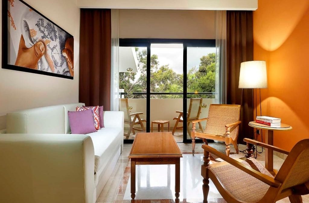 Grand Palladium Colonial Resort